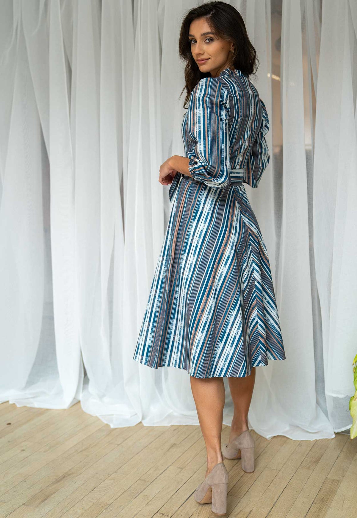 Dress Pia Lineal